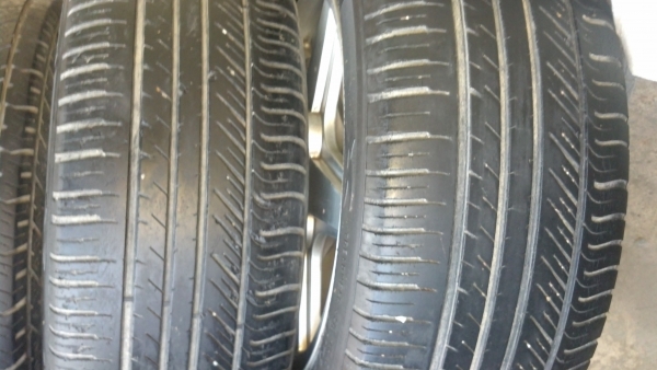 แม็กเรคโท 4 รู 100 พร้อมยาง 3500 บาทคับ