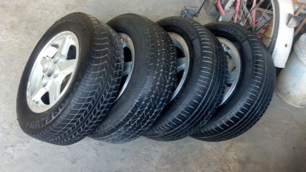 แม็กเรคโท 4 รู 100 พร้อมยาง 3500 บาทคับ