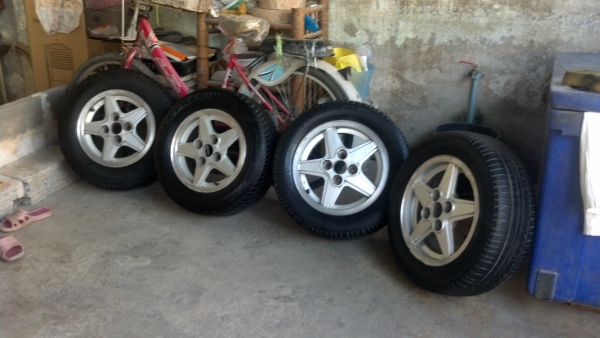 แม็กเรคโท 4 รู 100 พร้อมยาง 3500 บาทคับ