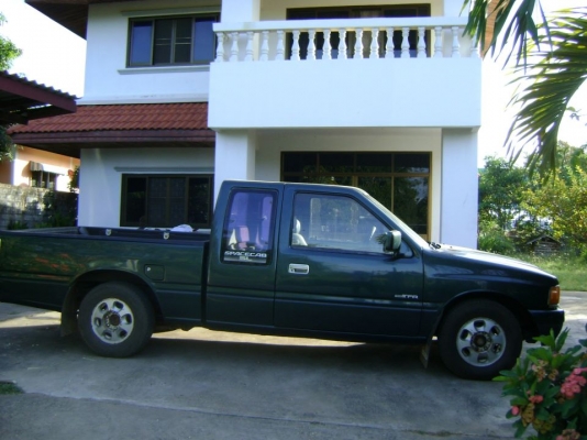 รถสวย เครื่องดี คัซซีสวย แอร์เย็น เอกสารพร้อมโอน