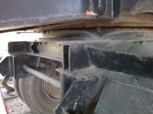 ขายห่างพ่วง สามมิต   2 เพลา  ปี 49  สนใจติดต่อ 081-6079515