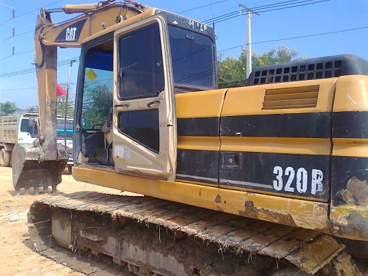 ขายด่วน!..รถแบคโฮ CAT 320 B สวยแน่น แรงขุดดี มีทะเบียน พร้อมแล้ว สำหรับการลุยงาน.