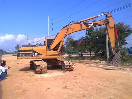 ขายด่วน!..รถแบคโฮ CAT 320 B สวยแน่น แรงขุดดี มีทะเบียน พร้อมแล้ว สำหรับการลุยงาน.