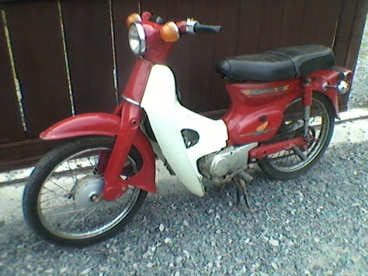 ขายฮอนด้า c 70    9500   บาท