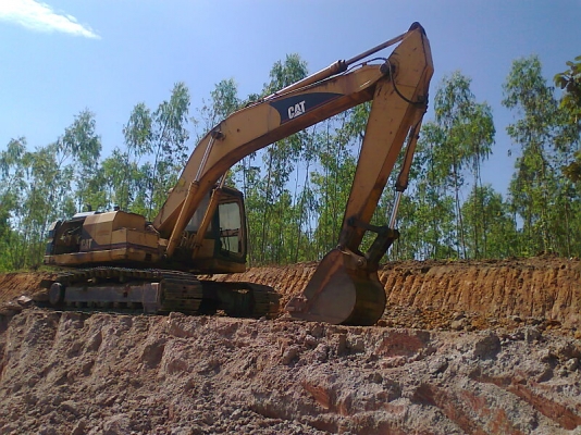 ขายด่วน!..รถขุด CAT 320 V1 ใบสัญญาซื้อขาย เครื่องดี ปั้มดี ขุดดินแรงดี ไม่มีโหลด.