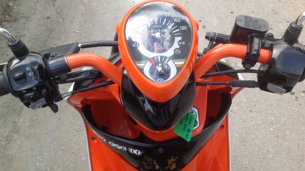 (ขายเเล้วครับส่งทางไปรษณีย์)ขายFinoสีส้มขาวราคา21900฿