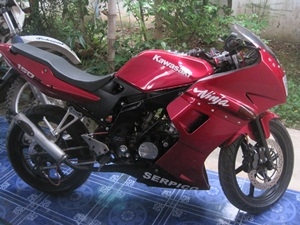 ขายรถมอเตอร์ไซค์ kawasaki SERPICO แต่งสวยไม่เป็นรองใคร ราคาต่อรองได้ ขายรถมอเตอร์ไซค์ kawasaki SERPICO แต่งสวยไม่เป็นรองใคร ราคาต่อรองได้
