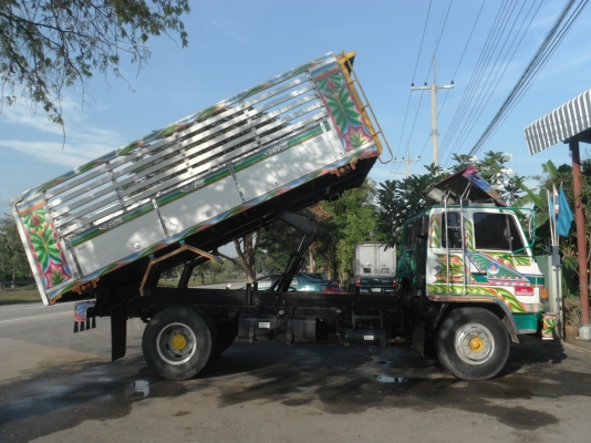 ขายรถ 6 ล้อ ดัมพ์ข้าว 14 เกวียน ISUZU เครื่อง 175 แรง กระบะปินเนียม คัชซีสวย ขับดี