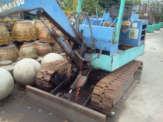 ขายรถแบคโฮKOMATSU PC20 โทร 084-055-7743