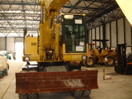 Komatsu PW200-7K นำเข้าจากอังกฤษ สภาพสวยมาก ราคาไม่แพงครับ