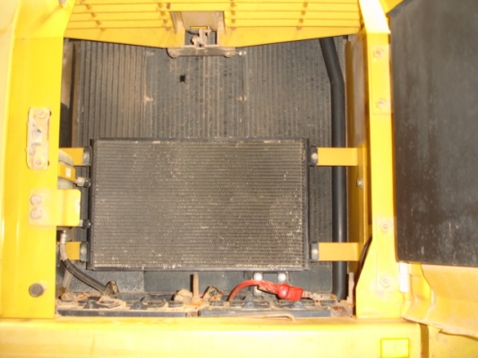 Komatsu PW200-7K นำเข้าจากอังกฤษ สภาพสวยมาก ราคาไม่แพงครับ