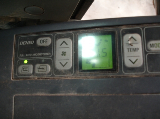 Komatsu PW200-7K นำเข้าจากอังกฤษ สภาพสวยมาก ราคาไม่แพงครับ