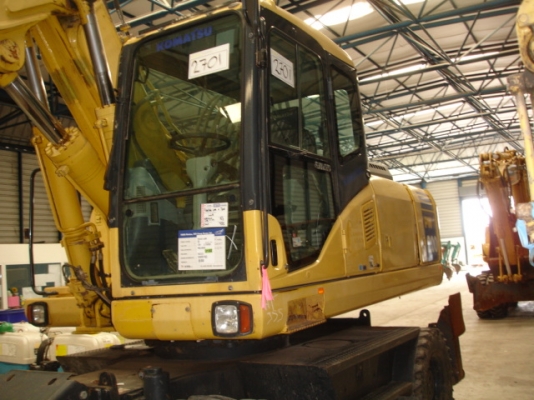 Komatsu PW200-7K นำเข้าจากอังกฤษ สภาพสวยมาก ราคาไม่แพงครับ