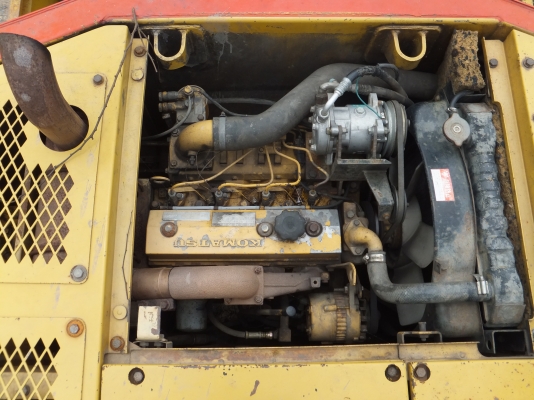 โคมัสสุPC60-6เก่านอกใช้งาน9908ช.มไฟฟ้าครบทุกจุดเอวแน่น