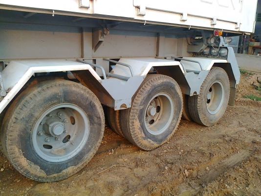 ขายหางเซมิดั้มสามเพลาแท้ 9 เมตร