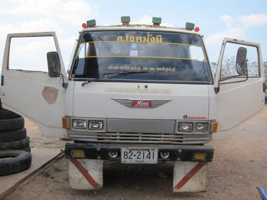 ฮีโน่ 6 ล้อดั๊ม KM777