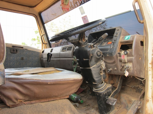 ฮีโน่ 6 ล้อดั๊ม KM777