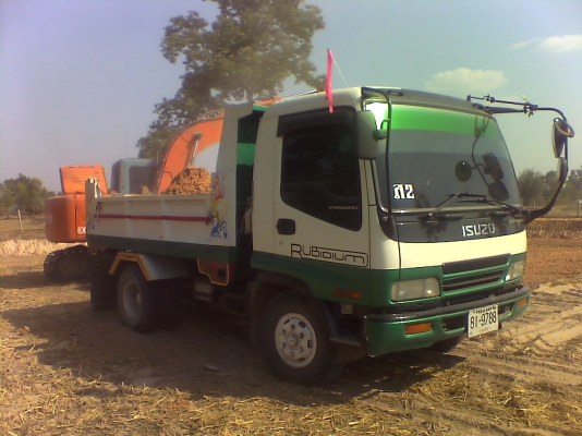 ขาย ISUZU เดกก้า หัวเดียว เครื่อง 210 hp ไม่มีเยิ้ม  แซสซีสวยมาก ต่อได้ไม่นาน รถประกอบนอก