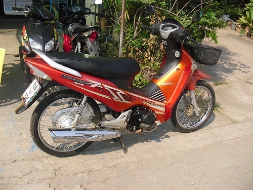 ขาย wave125i ปี50 สภาพดี เครื่องเดิมๆเครื่องไม่เคยแกะรถมือเดียว เอกสารพร้อมโอน พรบ ภาษีไม่ขาด