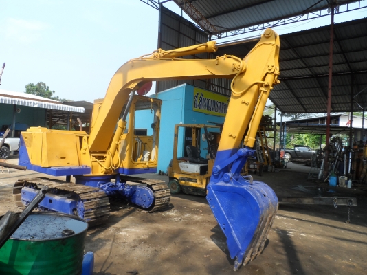 ขายครับ รถ KOMATSU 10 HT สภาพสวยสุดๆ เดิมทั้งคัน ราคาต่อรองกันได้ สนใจโทรสอบถามได้นะครับ