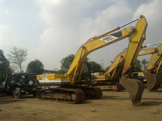 ขายรถแมคโคร KOBELCO SK 200 .ใบ INVOICE