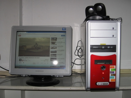 ขายคอมพิวเตอร์ตั้งโต๊ะมือสอง