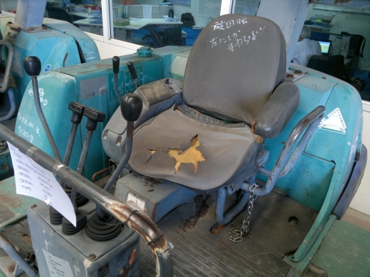 รถขุดเล็ก KOMATSU PC20-7 แทร็กยางใหม่ สภาพดี ใช้งานได้เลย รถนอกนำเข้าจากญี่ปุ่น ไม่เคยใช้ในไทย ติดต่อ มานะ 085-9049669