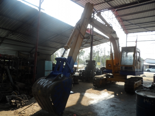 ขายครับ รถ KOMATSU 120-2 สภาพสวย  สนใจโทรสอบถามได้นะครับ