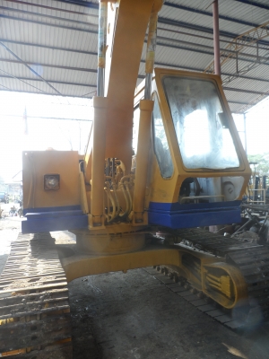 ขายครับ รถ KOMATSU 120-2 สภาพสวย  สนใจโทรสอบถามได้นะครับ