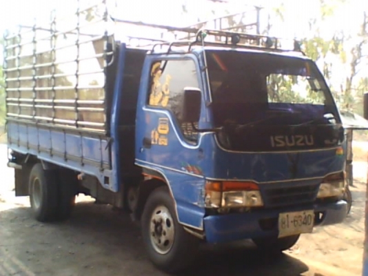 รถ  ISUZU  110  แรง  คอกเหล็ก  เครื่องดี  ครัชชีสวย  สภาพพร้อมใช้งาน