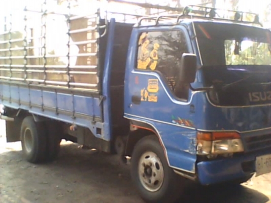 รถ  ISUZU  110  แรง  คอกเหล็ก  เครื่องดี  ครัชชีสวย  สภาพพร้อมใช้งาน