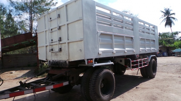 SSC  หางพ่วงดั้มสองคาน  ทำสีใหม่  ยางเต็มพร้อมขาย  คุณ ปรีชา   จังหวัดเพชรบูลย์ จองแล้วค่ะ