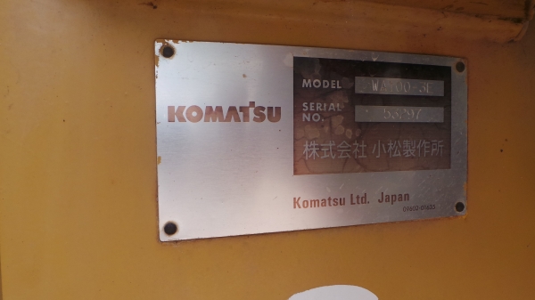 KOMATSU  WA100-3E SERIAL NO.532XX  พี่อั๋น สุราษฏร์ธานี แล้วค่ะ
