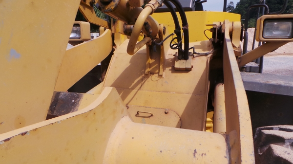 KOMATSU  WA100-3E SERIAL NO.532XX  พี่อั๋น สุราษฏร์ธานี แล้วค่ะ