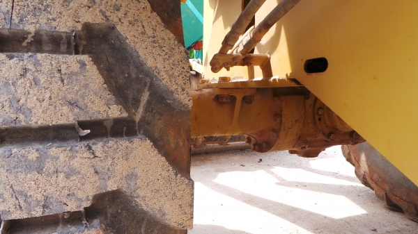 KOMATSU  WA100-3E SERIAL NO.532XX  พี่อั๋น สุราษฏร์ธานี แล้วค่ะ