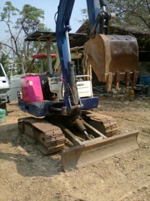 ขายรถแบ็คโฮเล็ก IHI 35 ขายรถแบ็คโฮเล็ก IHI 35