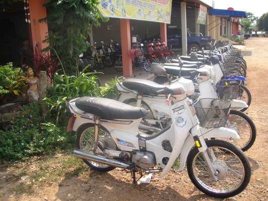 ขายฮอนด้าดรีม คุรุสภา สภาพสวยพร้อมใช้งาน (ทะเบียนพร้อมชุดโอน ) มีรถให้เลือก 35 คัน