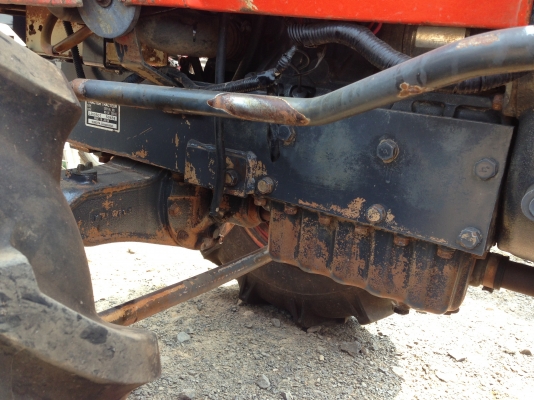 คูโบต้า L2605 4 WD 2 เพลาพร้อมโรตารี่. ขายตามสภาพถูกๆ