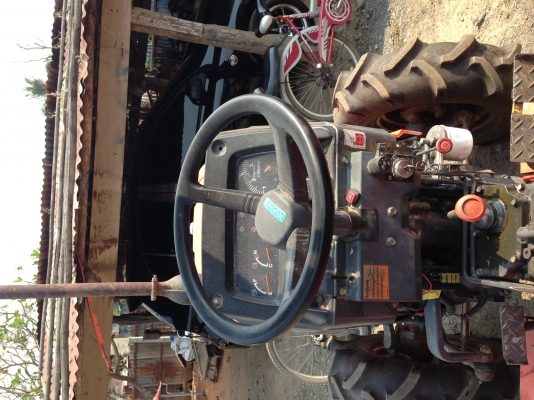 คูโบต้า L2605 4 WD 2 เพลาพร้อมโรตารี่. ขายตามสภาพถูกๆ