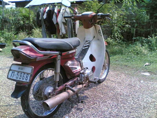 ขายดรีมคุรุสภา(แดง)เล่มทะเบียนพร้อมชุดโอนเครื่องดีอะไหล่เดิมครบขาย 9500 บาท