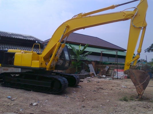 ขายด่วน..รถแบคโฮ SUMITO SH200-3 สภาพใหม่ เก็บสี บาง ๆ ในสภาพครบ พร้อมใช้ ทะเบียนครบ จัดไฟแน๊นซ์ สบาย.