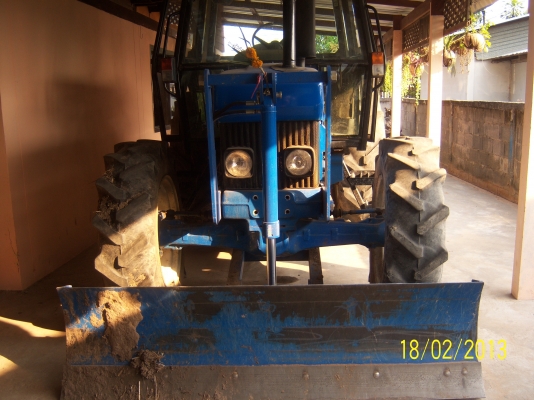 ฟอร์ด 3930 3 สูบ 2 เพลา 64 แรง เกียร์ทอร์ก ฟอร์ด 3930 3 สูบ 2 เพลา 64 แรง เกียร์ทอร์ก