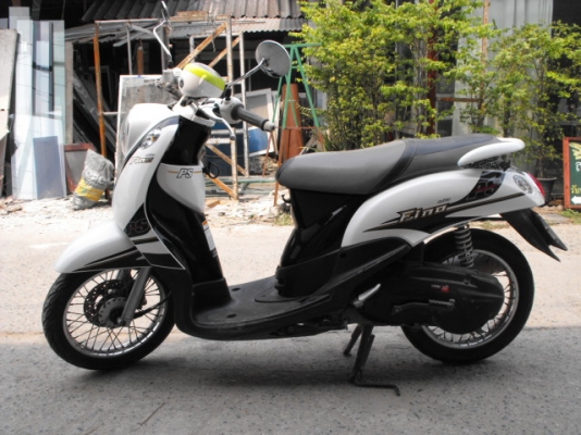 ขาย Fino  ปี 54 เปลี่ยนชุดสีของแท้ใหม่