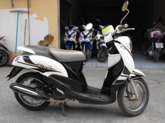 ขาย Fino  ปี 54 เปลี่ยนชุดสีของแท้ใหม่
