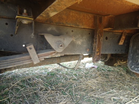 ลดราคาแล้วครับมาก่อนได้ก่อนขายด่วน รถISUZU 4ล้อกลาง TLD85HP