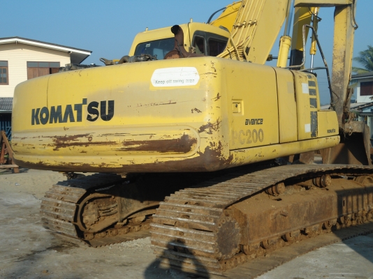 ขายรถแมคโครPC200-6 สภาพพร้อมใช้ เอกสารอินวอย สนใจติดต่อ บอย 085-156-2314