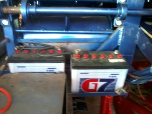 ขายแล้วครับ ไปเชียงราย ส่งเรียบร้อย สามชุก 12 HT(นอก) JO+turbo(~250 แรง) ปั้ม DYKIN 22 เลดทั้งคัน อุ้ม 2.5 ตัน ท่อส่งข้าวปรับระดับ ใช้ได้สองระบบ ทั้งรองกระสอบและอุ้ม