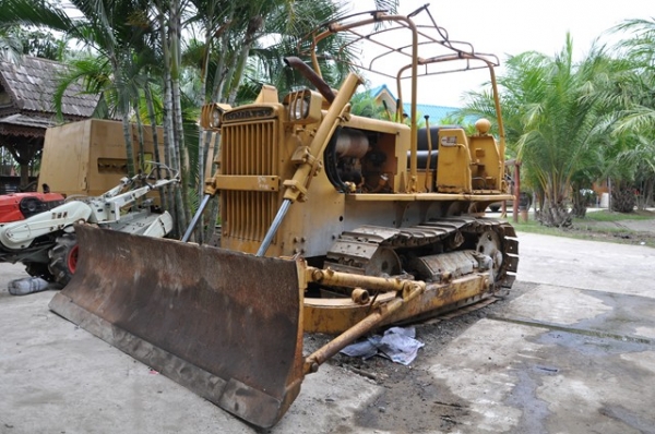 ขายรถดันดิน KOMATSU D30-15 สภาพสวยๆ ใช้งานน้อย ขายรถดันดิน KOMATSU D30-15 สภาพสวยๆ ใช้งานน้อย