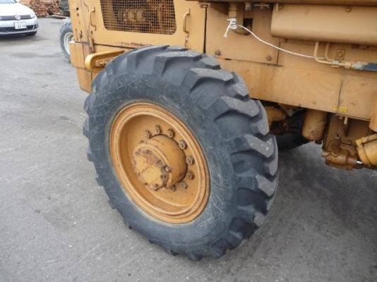 JH30B-7460 รถตัก KOMATSUตอนนี้รถจอดที่(CSนวนคร)ครับ