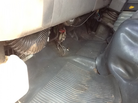 ขายหกล้อ FCเครื่อง 120 รถปี38 กระจกไฟฟ้า หัวกับคัตชี รถห้างแท้ๆ รถยาว4.3เอาไปต่อเป็นดั้มดินหรือดั้มเกษตรก็ได้ สภาพพร้อมใช้เลย